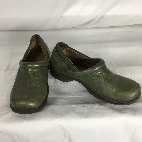 Dansko Shoes - Dansko Women’s Professional Clogs Sz 40